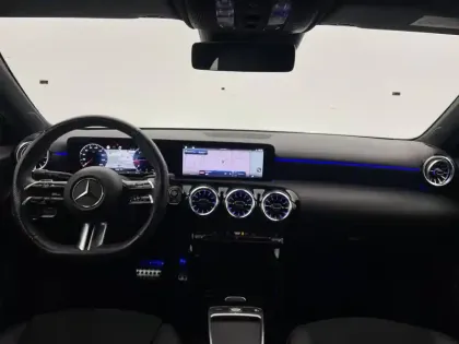 Photo 43 Mercedes Classe A  200 d 8G-DCT