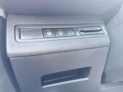 Photo 38 Peugeot 3008  BlueHDi 130ch S&S EAT8