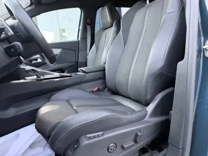 Photo 9 Peugeot 3008  BlueHDi 130ch S&S EAT8