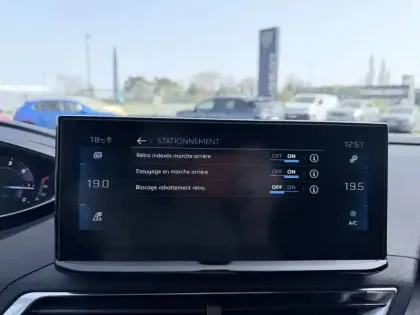 Photo 32 Peugeot 3008  BlueHDi 130ch S&S EAT8