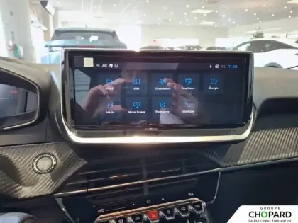 Photo 38 Peugeot 208  Electrique 54 kWh 156ch