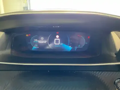 Photo 48 Peugeot 208  PureTech 100 S&S BVM6