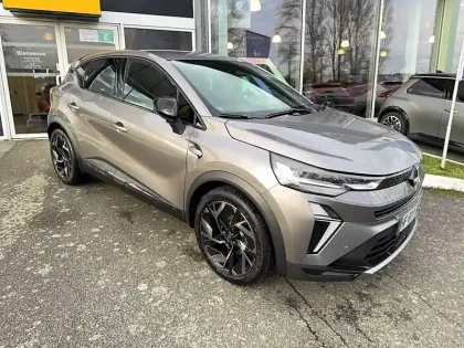 Photo 35 Renault Captur  E-Tech full hybrid 160 ch