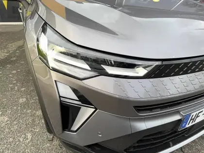 Photo 39 Renault Captur  E-Tech full hybrid 160 ch