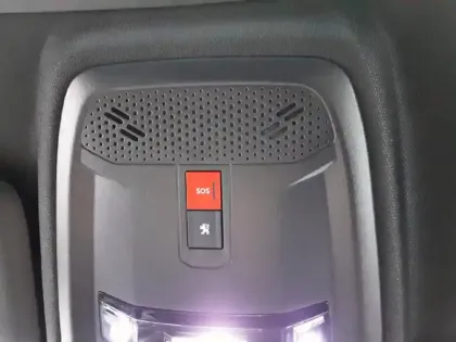 Photo 26 Peugeot 208  Electrique 50 kWh 136ch