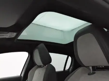 Photo 25 Peugeot 208  Electrique 50 kWh 136ch