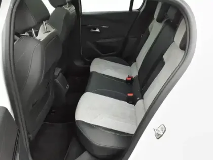 Photo 11 Peugeot 208  Electrique 50 kWh 136ch