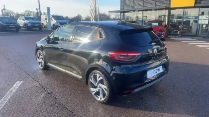 Photo 63 Renault Clio  E-Tech hybride 145