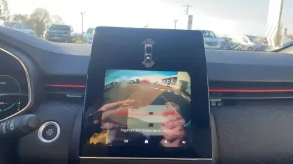 Photo 47 Renault Clio  E-Tech hybride 145