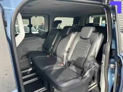 Photo 10 Ford Tourneo  Custom 340 L1H1 2.5 Duratec 232 ch PHEV CVT