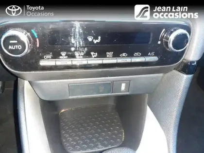 Photo 33 Toyota Yaris  Hybride 116h