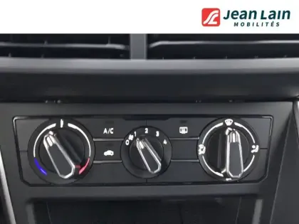 Photo 13 Volkswagen Taigo  1.0 TSI 116 DSG7