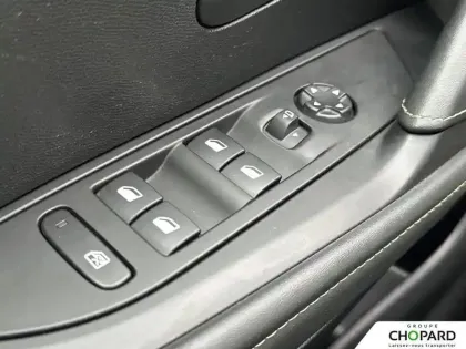 Photo 61 Peugeot 208  Electrique 50 kWh 136ch
