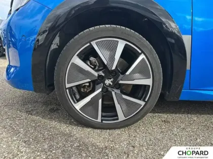 Photo 22 Peugeot 208  Electrique 50 kWh 136ch