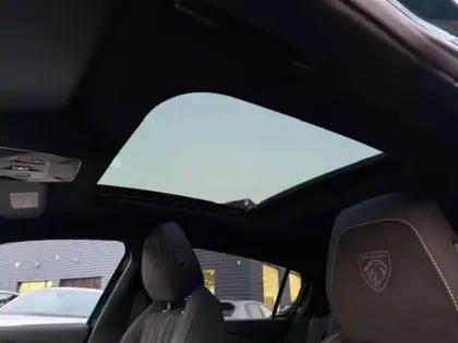 Photo 11 Peugeot 308  Hybrid 145 e-DCS6