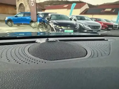 Photo 17 Peugeot 308  Hybrid 145 e-DCS6