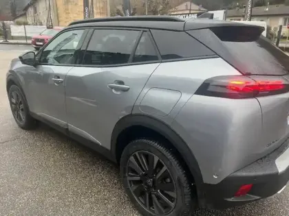 Photo 5 Peugeot 2008  Hybrid 145 e-DCS6