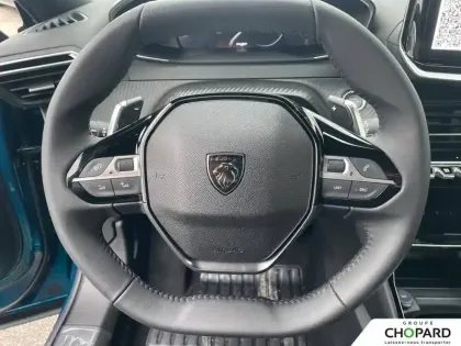 Photo 16 Peugeot 2008  Hybrid 145 e-DCS6