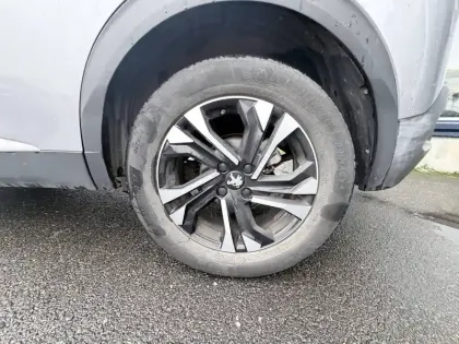 Photo 14 Peugeot 2008  PureTech 130 S&S EAT8