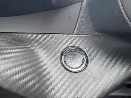 Photo 35 Peugeot 2008  PureTech 130 S&S EAT8