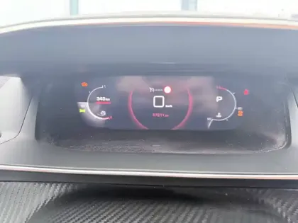 Photo 36 Peugeot 2008  PureTech 130 S&S EAT8