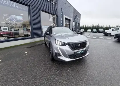 Photo 2 Peugeot 2008  PureTech 130 S&S EAT8