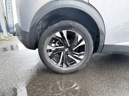 Photo 15 Peugeot 2008  PureTech 130 S&S EAT8