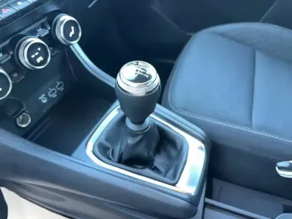 Photo 28 Renault Captur  TCe 100 GPL - 21