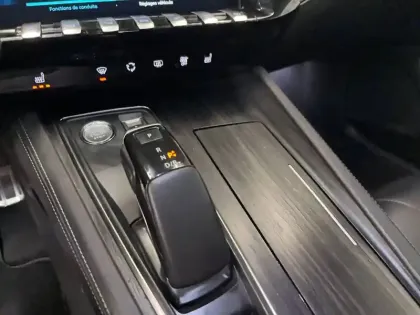 Photo 12 Peugeot 508  SW Hybrid 225 e-EAT8