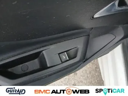 Photo 33 Peugeot 308  BlueHDi 130ch S&S EAT8