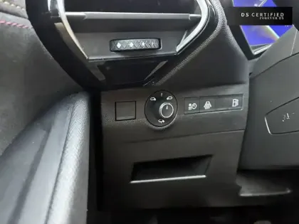 Photo 47 DS Ds 7 DS7 Crossback Hybride E-Tense 300 EAT8 4x4
