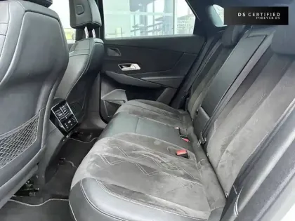 Photo 8 DS Ds 7 DS7 Crossback Hybride E-Tense 300 EAT8 4x4