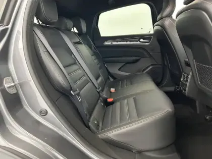 Photo 61 Renault Arkana  E-Tech hybride 145 - 22