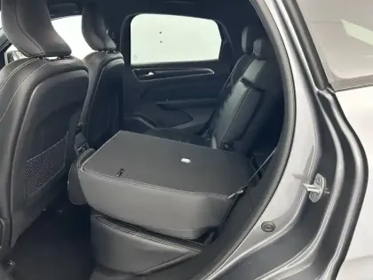 Photo 35 Renault Arkana  E-Tech hybride 145 - 22