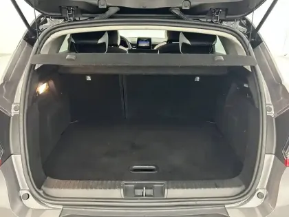 Photo 26 Renault Captur  E-Tech full hybrid 145