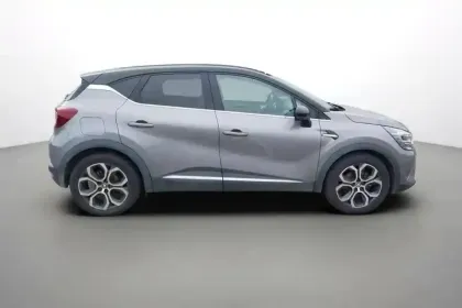 Photo 6 Renault Captur  E-Tech full hybrid 145
