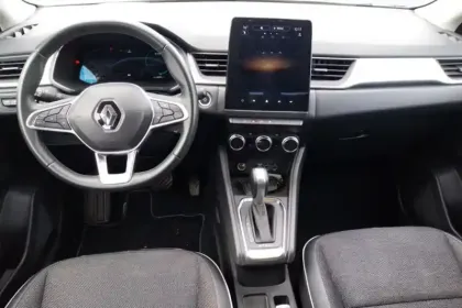 Photo 8 Renault Captur  E-Tech full hybrid 145