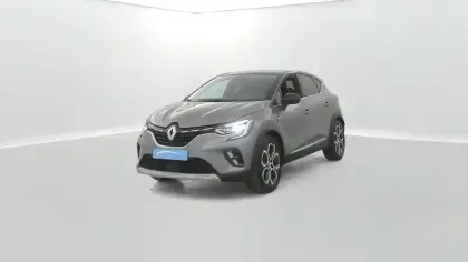 Photo 9 Renault Captur  E-Tech full hybrid 145