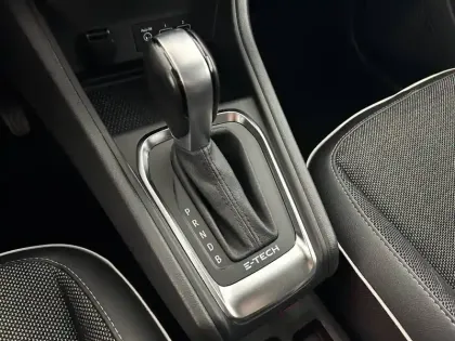 Photo 21 Renault Captur  E-Tech 145 - 21