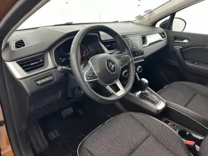 Photo 18 Renault Captur  E-Tech 145 - 21