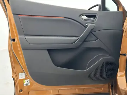 Photo 19 Renault Captur  E-Tech 145 - 21