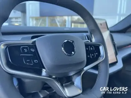 Photo 18 Volvo Ex30  Single 272 ch 1EDT