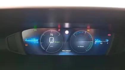 Photo 8 Peugeot 308  Electrique 54 kWh 156ch