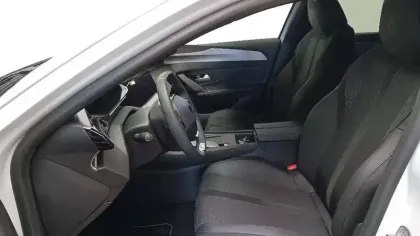 Photo 16 Peugeot 308  Electrique 54 kWh 156ch