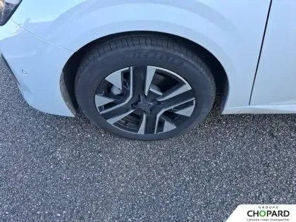 Photo 11 Peugeot 208  Hybrid 110 e-DCS6