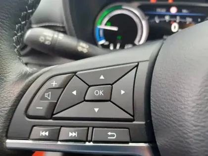 Photo 36 Nissan Juke  HYBRID 143