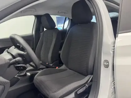 Photo 13 Peugeot 208  PureTech 75 S&S BVM5