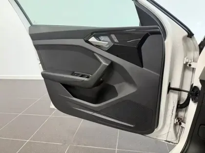 Photo 7 Audi A1  Sportback 30 TFSI 110 ch BVM6