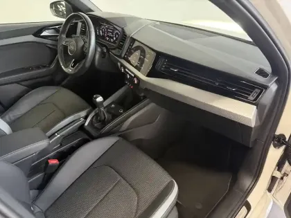 Photo 6 Audi A1  Sportback 30 TFSI 110 ch BVM6