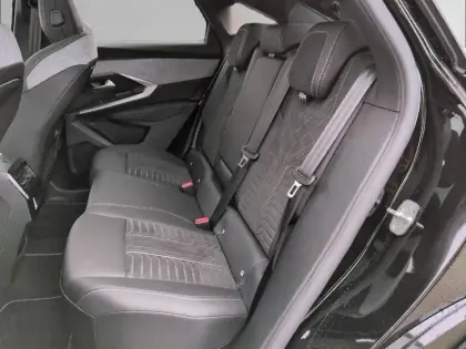 Photo 11 Peugeot 3008  Electrique 325 ch 4x4 73 kWh